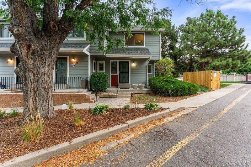 1475 S Quebec Way #B11, Denver, CO 80231