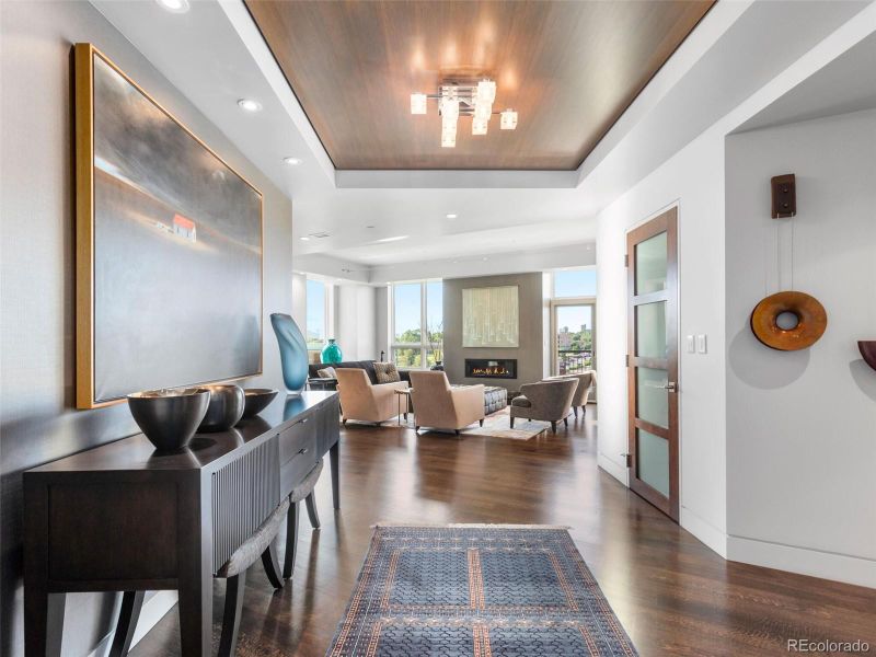 2400 E Cherry Creek South Dr #406, Denver, CO 80209