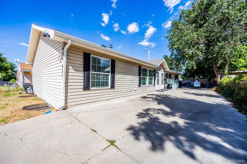 660 S Meade St, Denver, CO 80219