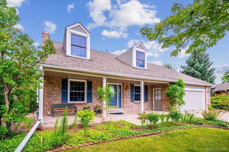 9824 W Laurel Pl, Littleton, CO 80127