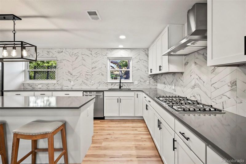 3993 E Briarwood Ave, Centennial, CO 80122