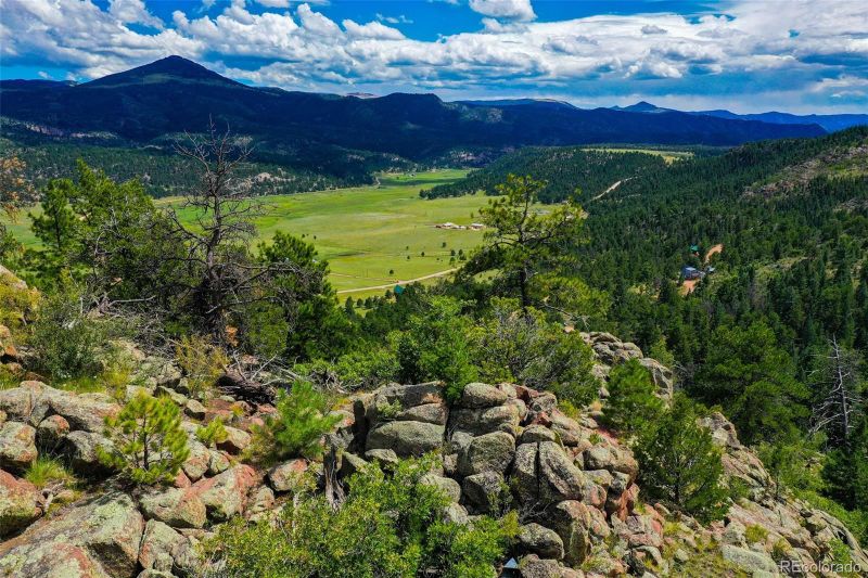 169 Mohawk Cir, Florissant, CO 80816
