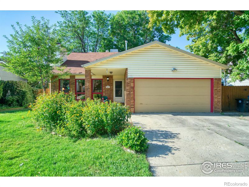 2815 Humboldt Cir, Longmont, CO 80503