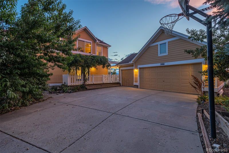 2061 Shavano Pl, Loveland, CO 80538