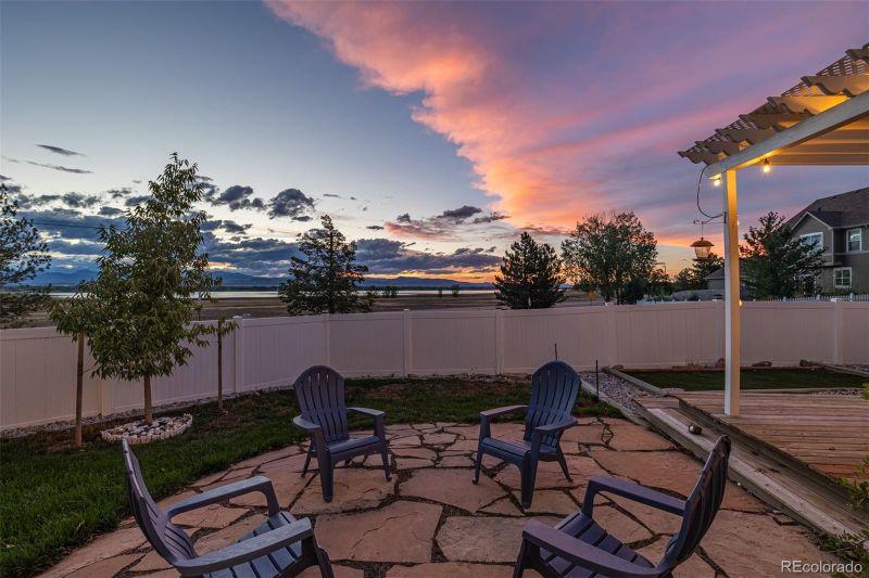 2061 Shavano Pl, Loveland, CO 80538