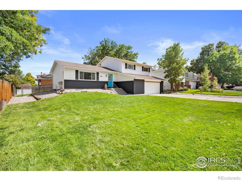3106 Eagle Dr, Fort Collins, CO 80526
