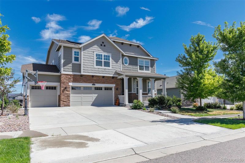 27255 E Alder Dr, Aurora, CO 80016