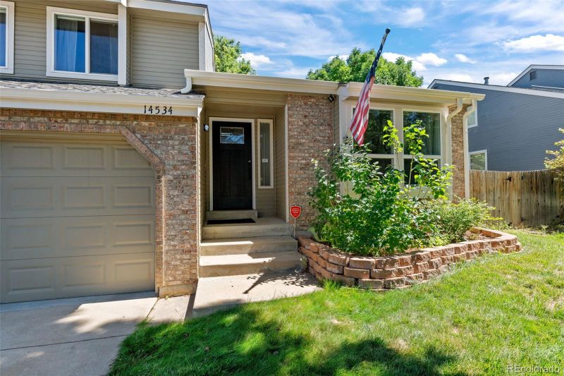 14534 E Wagontrail Dr, Aurora, CO 80015