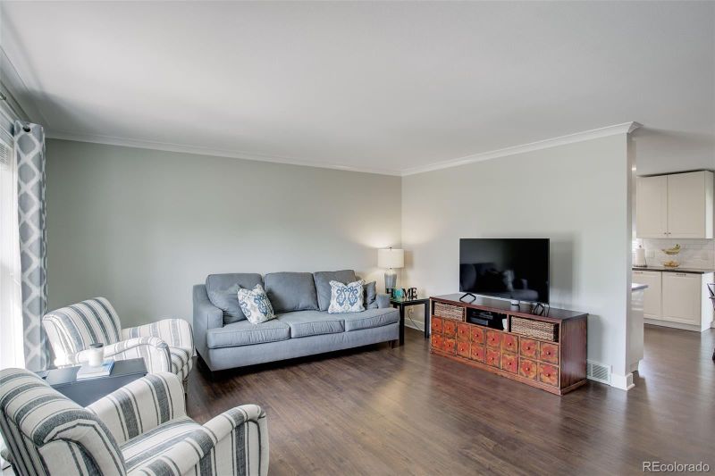 9053 W 95th Ave, Broomfield, CO 80021