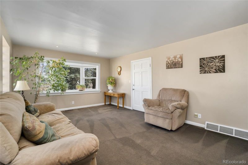 950 W 70th Ave, Denver, CO 80221