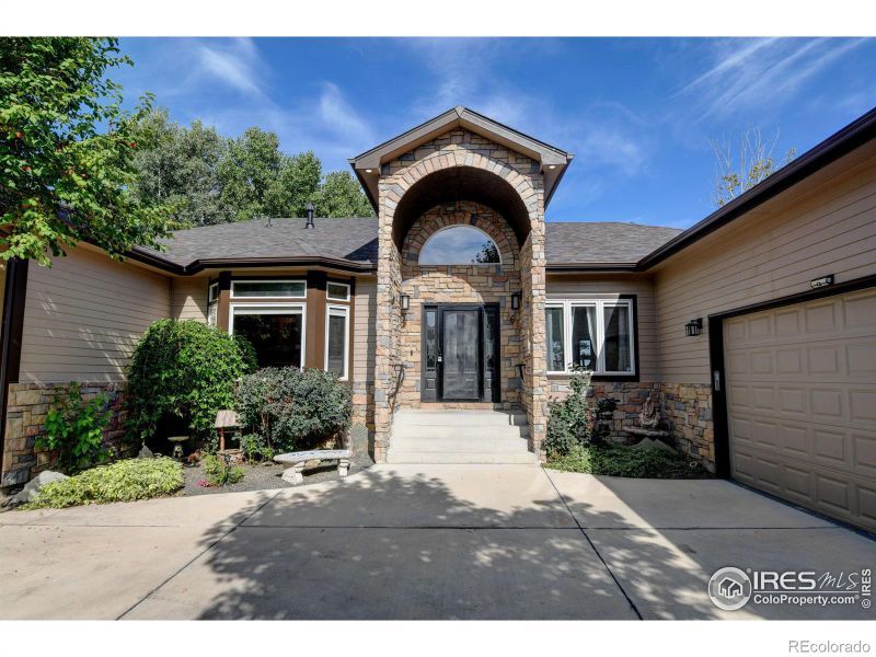 7761 Darby Cir, Fort Collins, CO 80525
