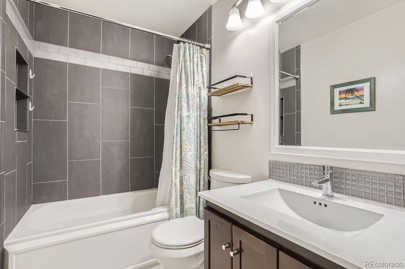 1470 S Quebec Way #27, Denver, CO 80231