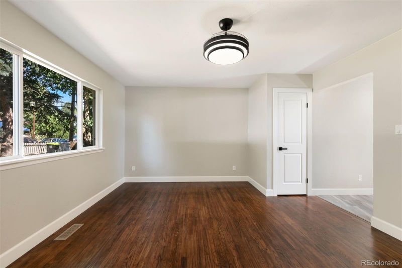 1415 N Chestnut St, Colorado Springs, CO 80907
