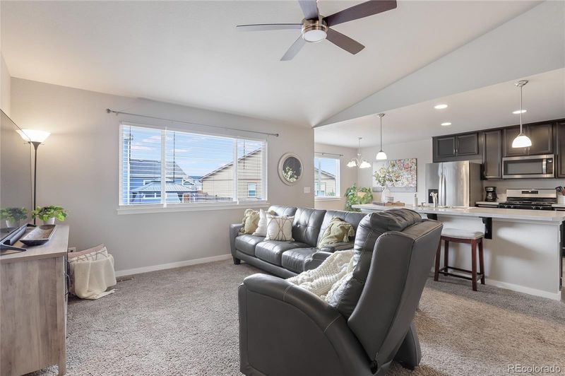 105 Bluebell Ct, Wiggins, CO 80654