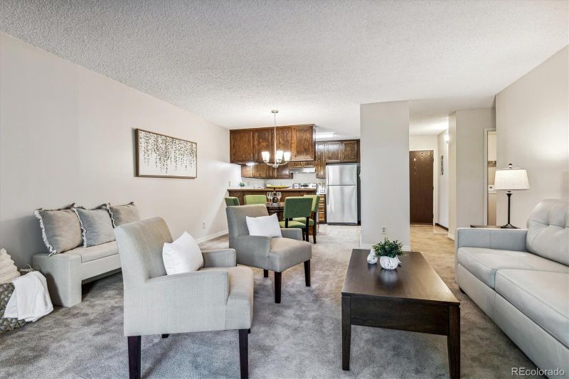 3460 S Poplar St #201, Denver, CO 80224