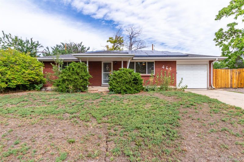 461 Leo Ln, Thornton, CO 80260