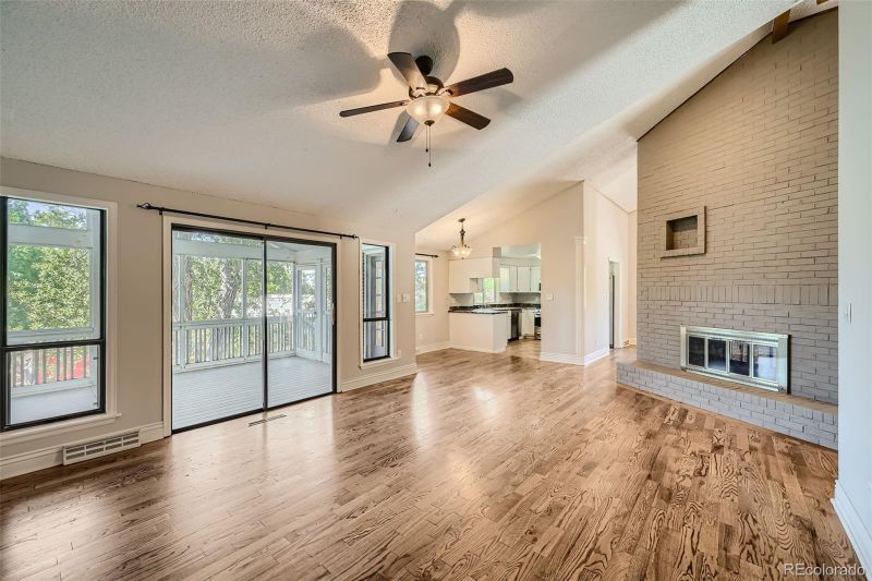 3020 Mcintosh Dr, Longmont, CO 80503