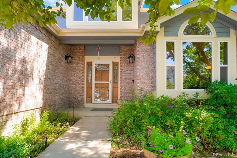 5644 S Ventura Ct, Centennial, CO 80015