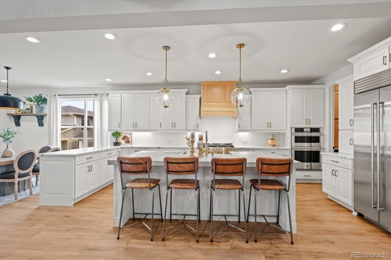 5935 Los Olivas Point, Parker, CO 80134