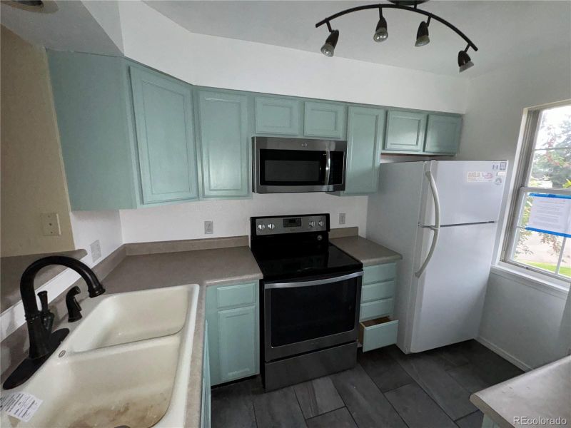 9535 W Coal Mine Ave #H, Littleton, CO 80123