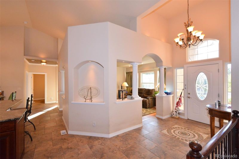 1502 W Caballo Dr, Pueblo, CO 81007