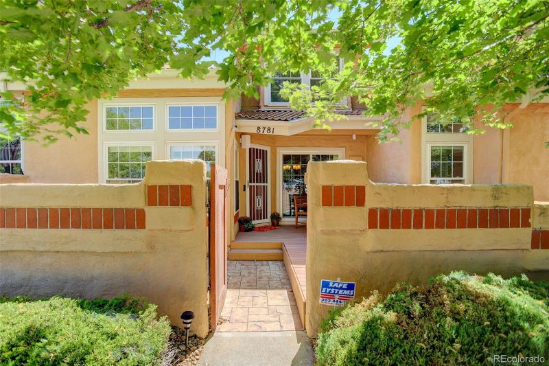 8781 Kachina Way, Lone Tree, CO 80124