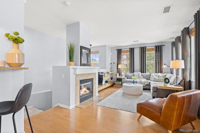 9511 Elmhurst Ln #A, Highlands Ranch, CO 80129