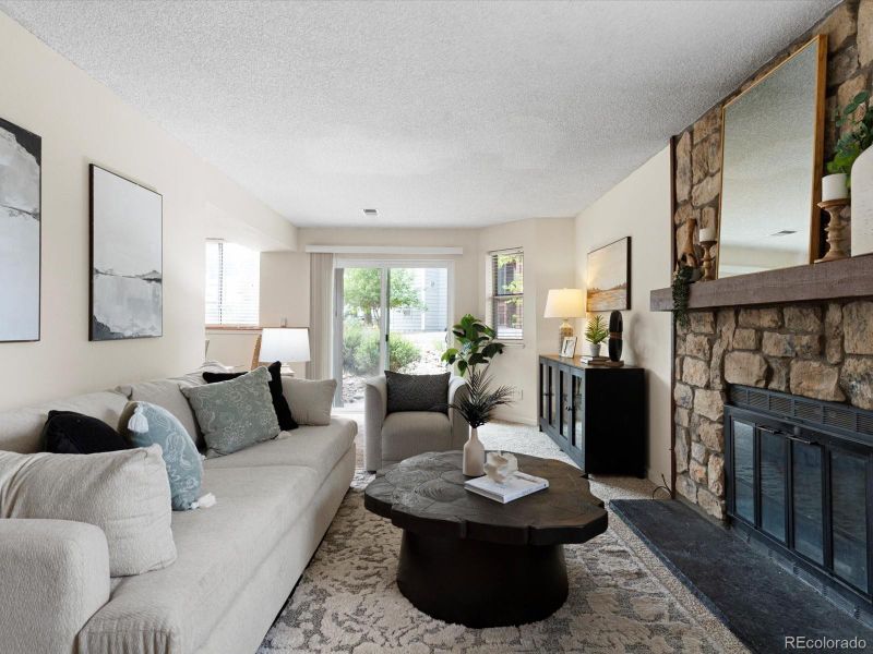 17672 E Loyola Dr #2212L, Aurora, CO 80013