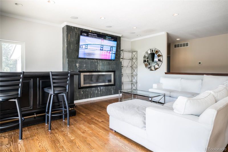 6610 S Billings Way, Centennial, CO 80111