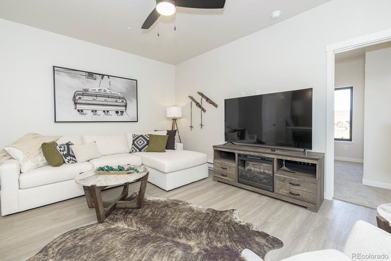 117 Granby Meadow Dr, Granby, CO 80446