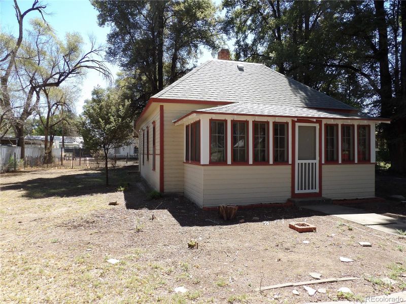 712 S 12 St, Rocky Ford, CO 81067