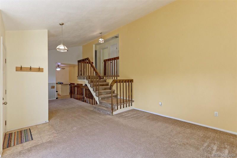 2775 S Quintero St, Aurora, CO 80013