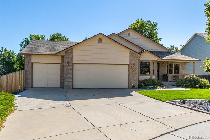6846 Otis St, Arvada, CO 80003