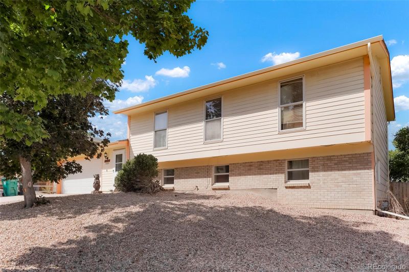 2165 S Joplin Way, Aurora, CO 80013