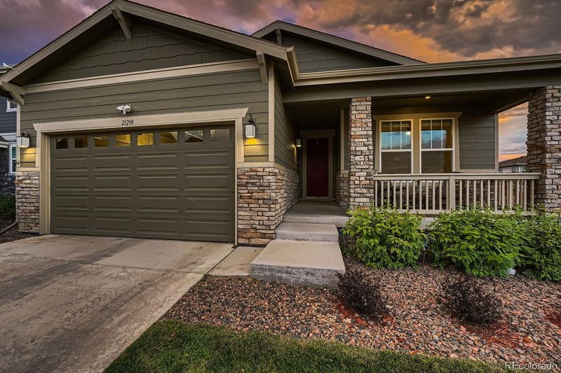21208 E 61st Dr, Aurora, CO 80019