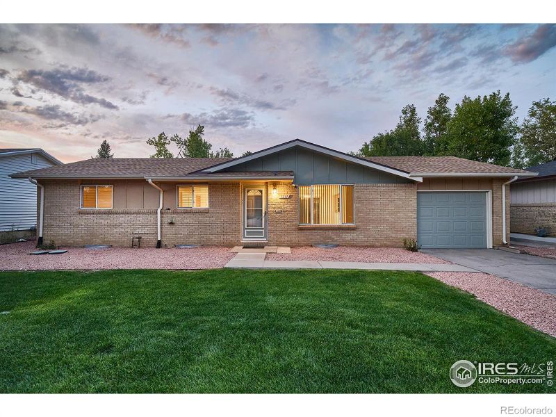 1211 20th St SW, Loveland, CO 80537