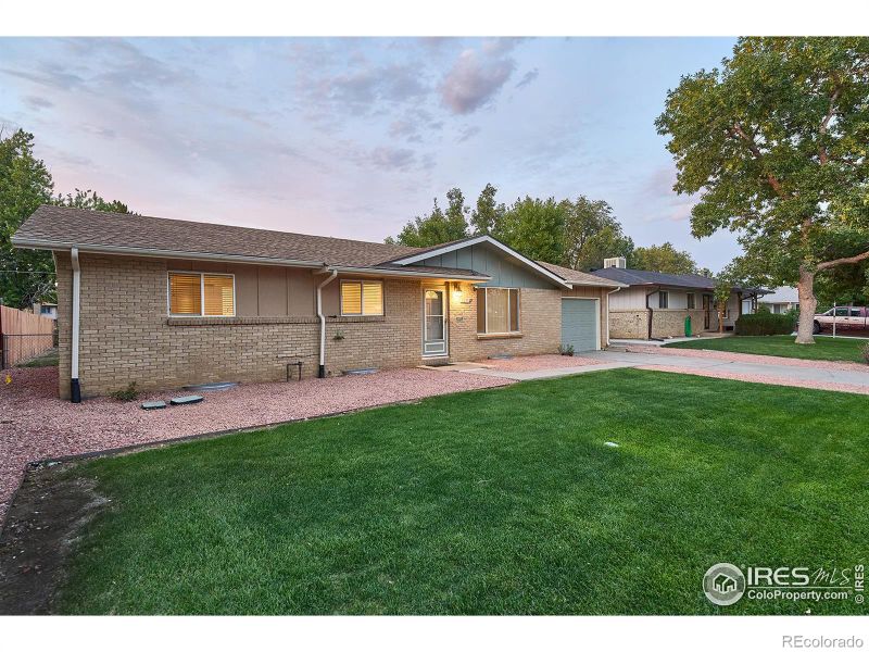 1211 20th St SW, Loveland, CO 80537