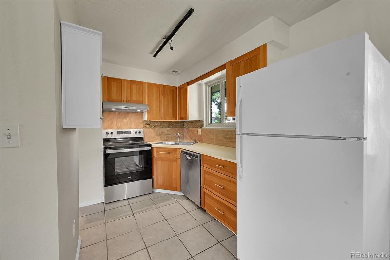 10465 W 12th Ave, Lakewood, CO 80215