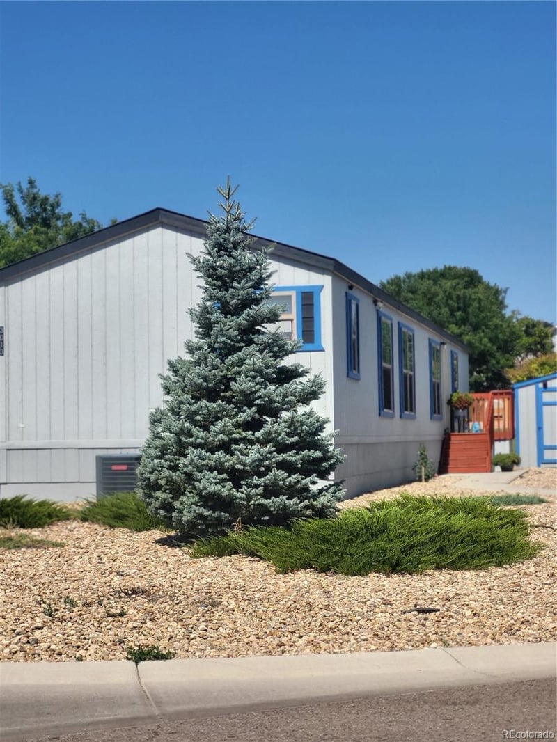 3013 Foxtail Ln Lot 445, Evans, CO 80620