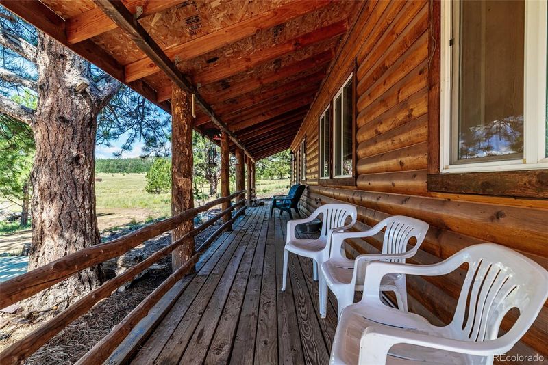 819 Huerfano Dr, Hartsel, CO 80449