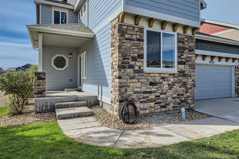 9754 Lima Cir, Commerce City, CO 80022