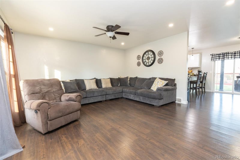 2610 W 98th Dr, Denver, CO 80260