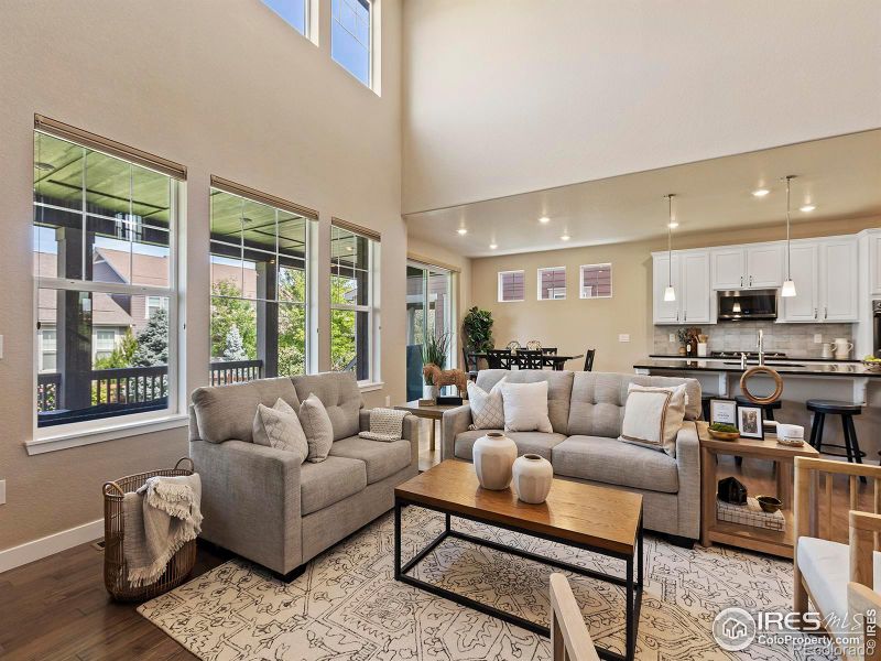 2252 Provenance Ct, Longmont, CO 80504