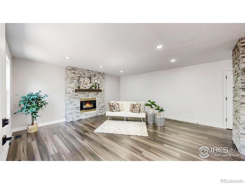 487 E 16th Ave, Longmont, CO 80504