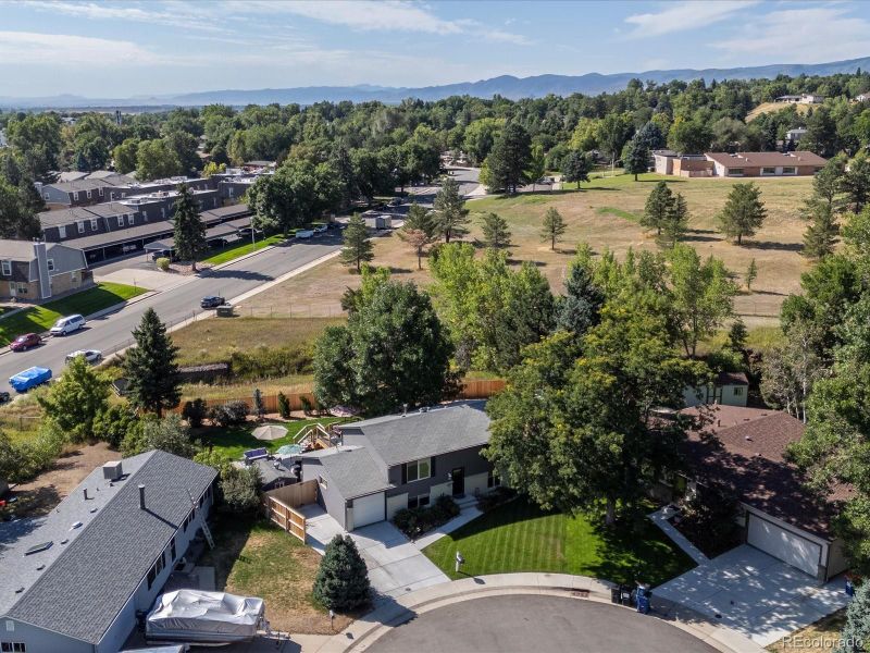 1593 S Pierson Ct, Lakewood, CO 80232