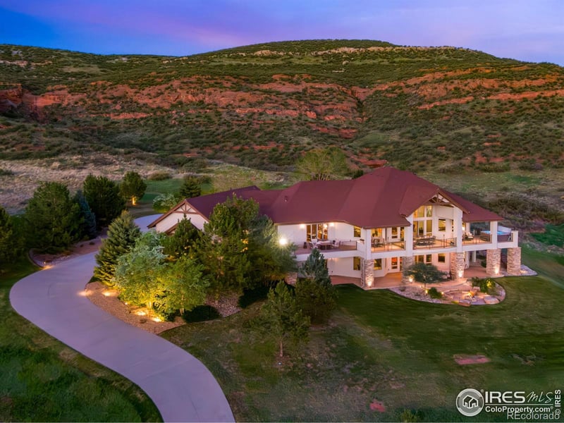 2276 Gamble Oak Dr, Loveland, CO 80538
