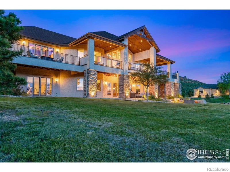 2276 Gamble Oak Dr, Loveland, CO 80538