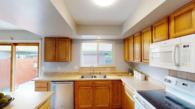 9024 E Lehigh Ave, Denver, CO 80237