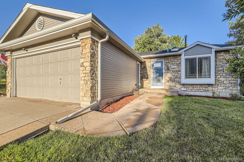 6075 S Parfet St, Littleton, CO 80127