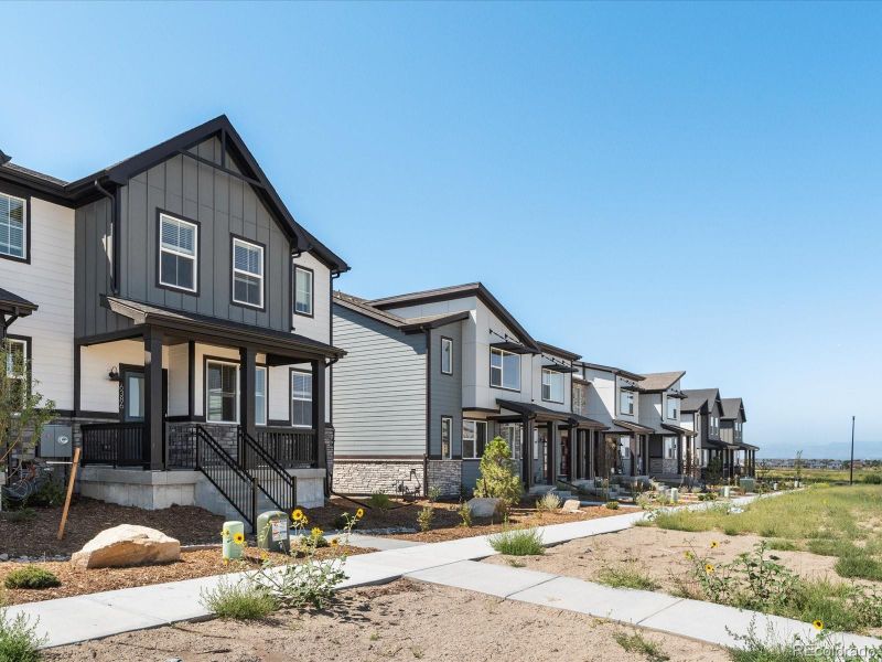 6386 N Lisbon St, Aurora, CO 80019
